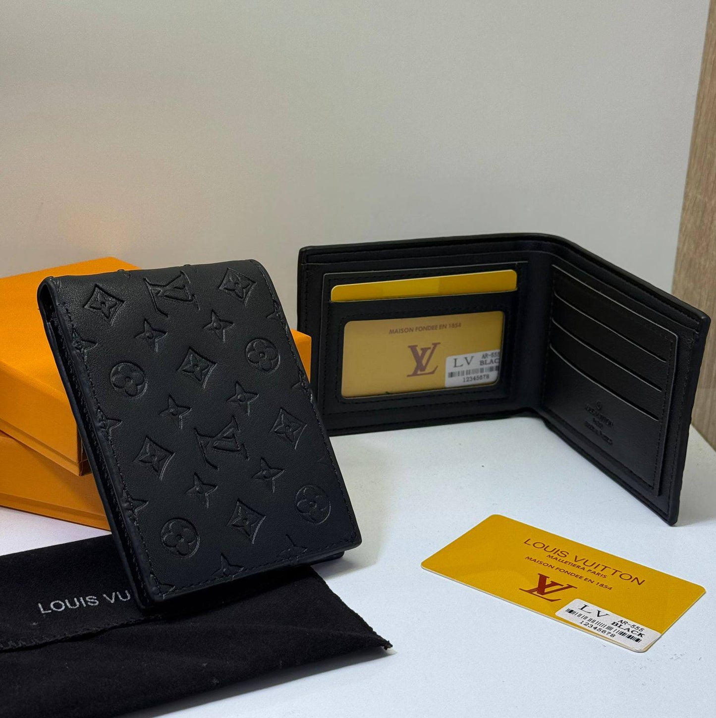 Louis Vuitton – Pocket Organizer