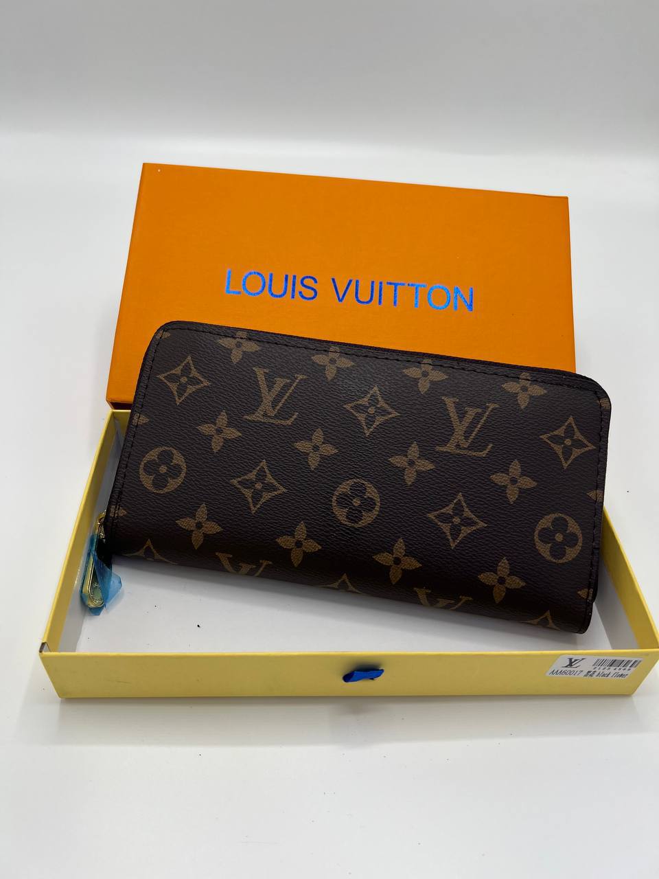 Lv pochette