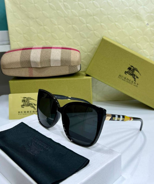 Check Round Burberry