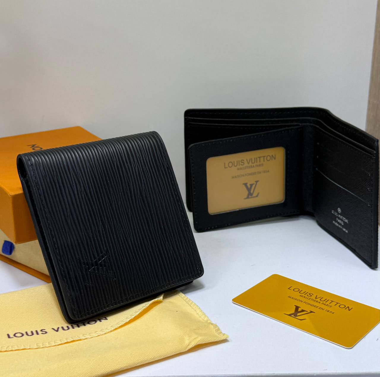 Louis Vuitton – Pocket Organizer