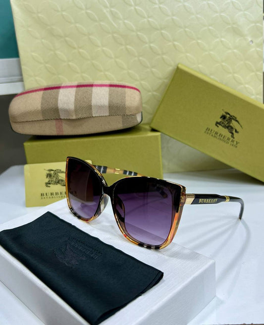 Check Round Burberry