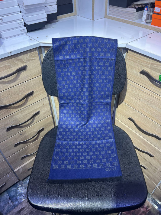 Gucci – Écharpe en laine GG