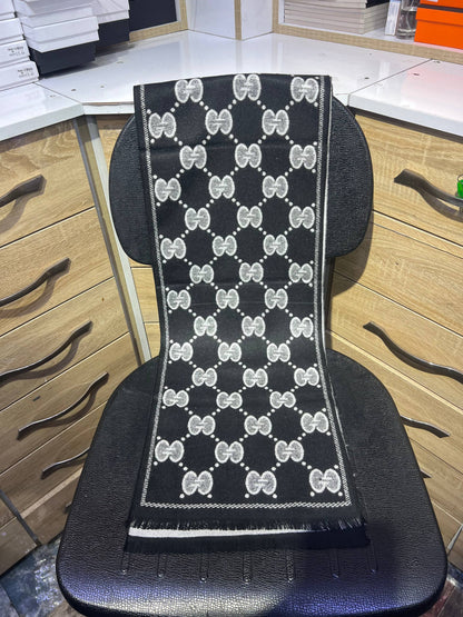 Gucci – Écharpe en laine GG