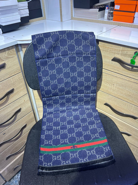Gucci – Écharpe en laine GG
