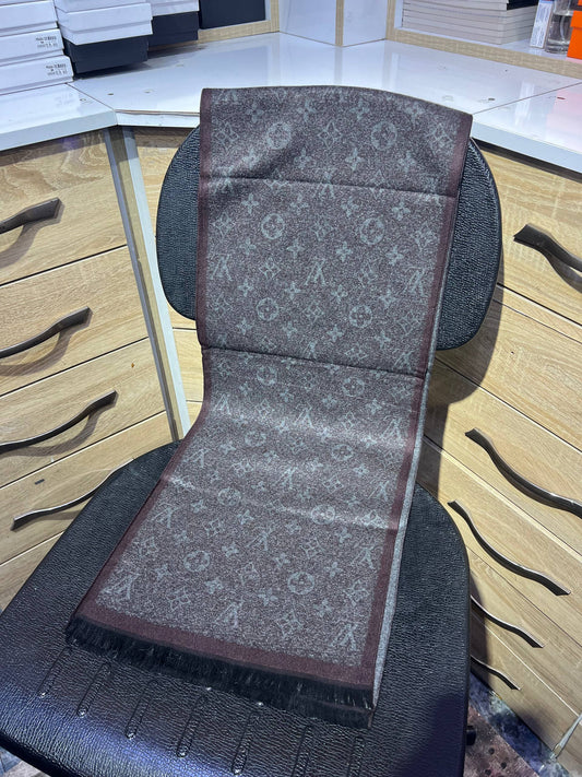 Louis Vuitton – Écharpe My Monogram Éclipse